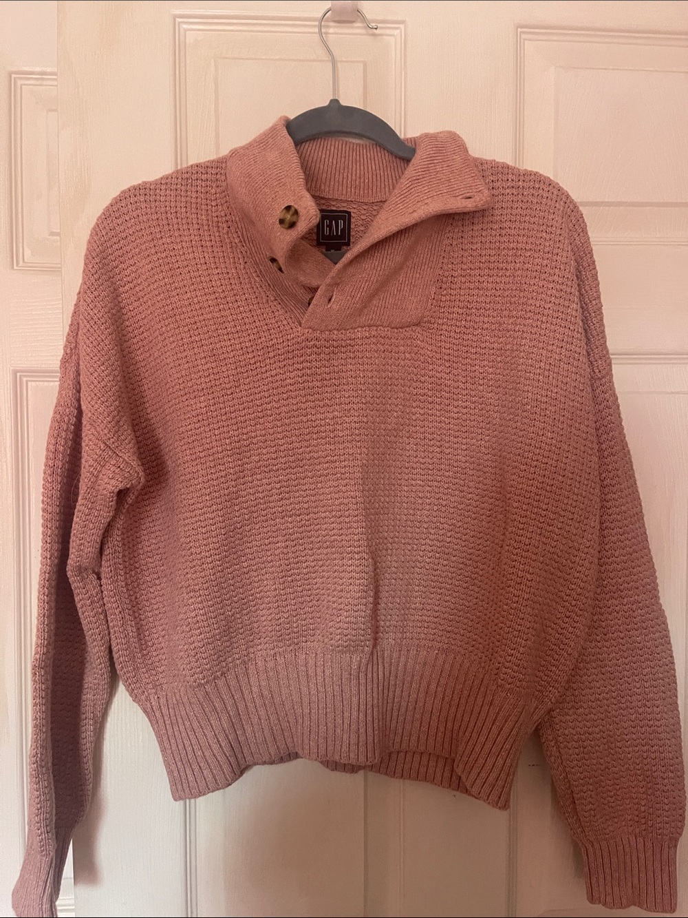 GAP Women's Rose Pink Button-Collar Knit Pullover